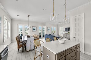 Interior - GREAT RATES at Casa Blanca-Waterfront home in Sailmaker Cove-Navarre Beach (Navarre Beach)
