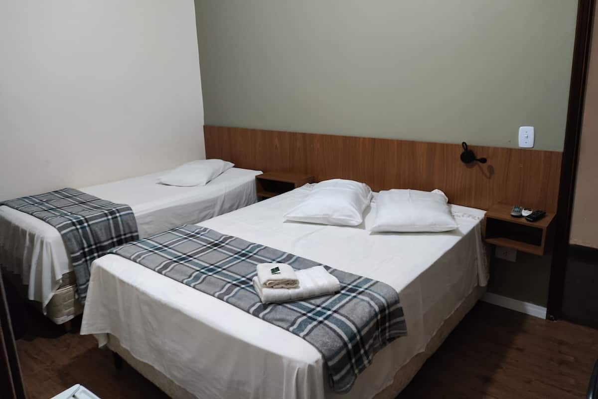 Deluxe Triple Room | Free WiFi