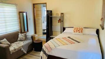 1 chambre, bureau, fer et planche Ă repasser, Wi-Fi gratuit