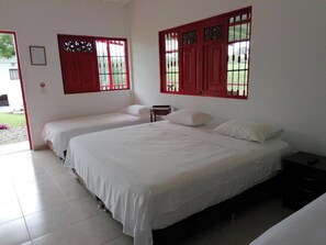 Standard Quadruple Room | Free WiFi, bed sheets
