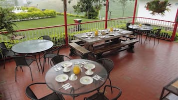 Colazione completa inclusa, servita tutte le mattine