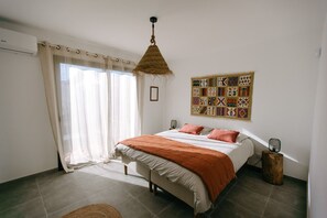 3 dormitorios, tabla de planchar con plancha, cuna de viaje y wifi