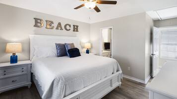 2 habitaciones, caja de seguridad en la habitación y escritorio