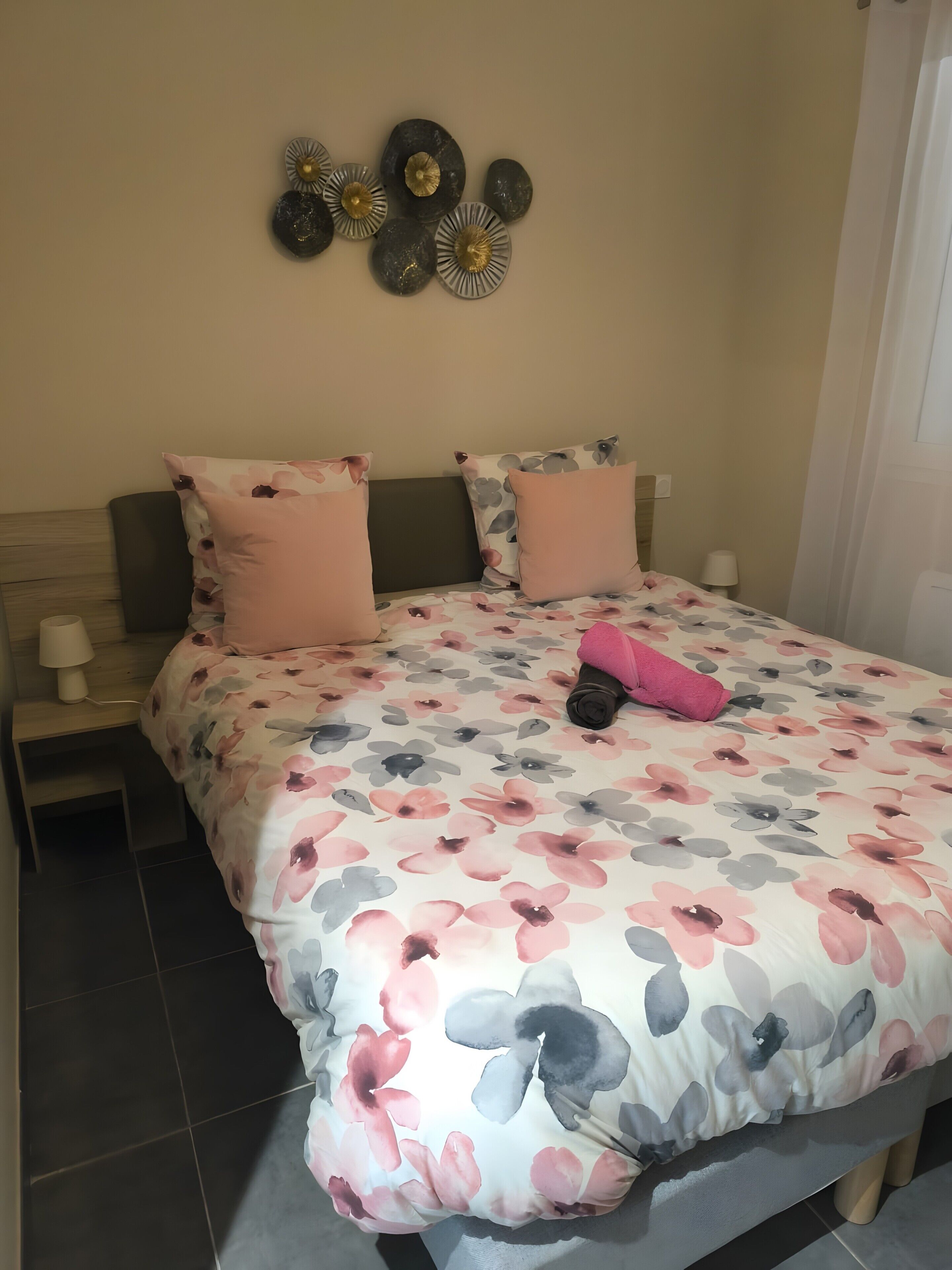 2 bedrooms, free WiFi, bed sheets