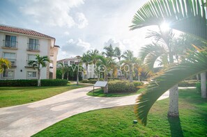 Property grounds - Cozy apartment located on the beachfront.
(La Altagracia)