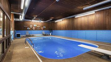 Inomhuspool och uppvÀrmd pool