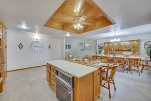 Fridge, microwave, oven, dishwasher - Stunning Calhan Home w/ Indoor Pool! (Calhan)