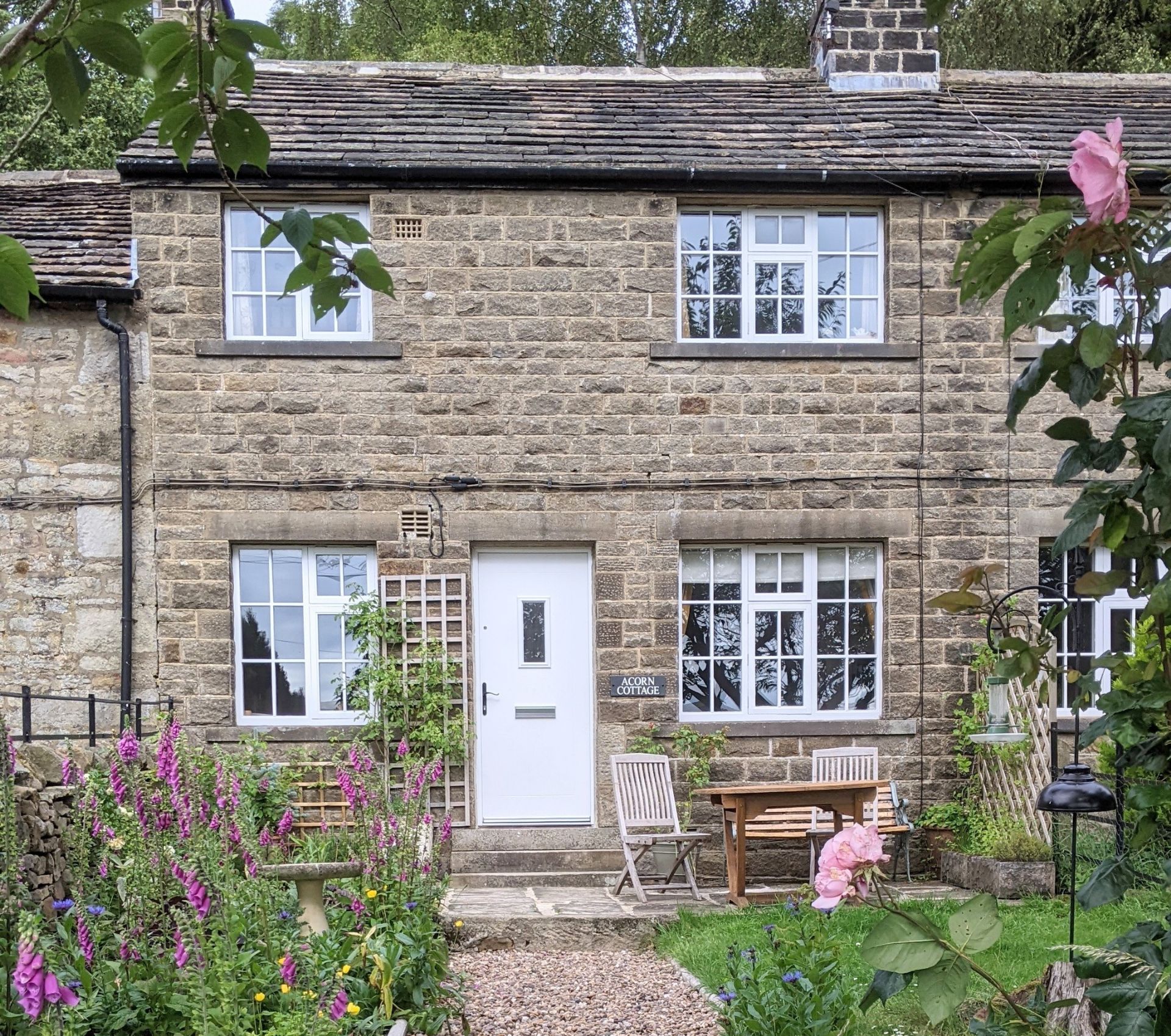 Acorn Cottage, Beamsley, near Bolton Abbey: Situated just a stone's throw away from Bolton Abbey Estate in the unspoilt area of Wharfedale