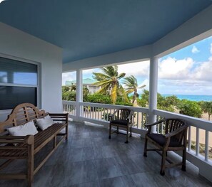 Terrace/patio - 8 Gables Cottage, accommodates up to 6 guests. (Caicos Islands)
