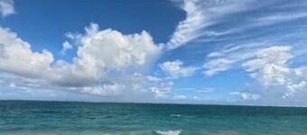 8 Gables Cottage, accommodates up to 6 guests.