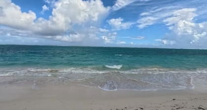 8 Gables Cottage, accommodates up to 6 guests.