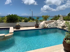 Utomhuspool