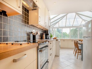 Lavavajillas y periquera 