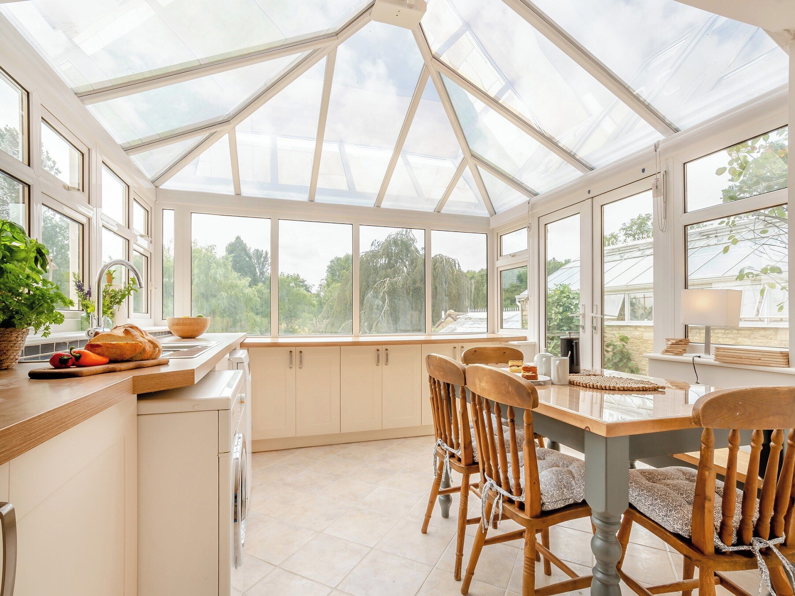 洗碗机、高脚椅