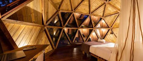 1 quarto, Wi-Fi de cortesia, roupa de cama