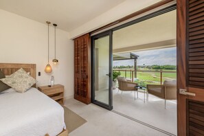 4 soveværelser, skrivebord, strygejern/strygebræt, weekendseng