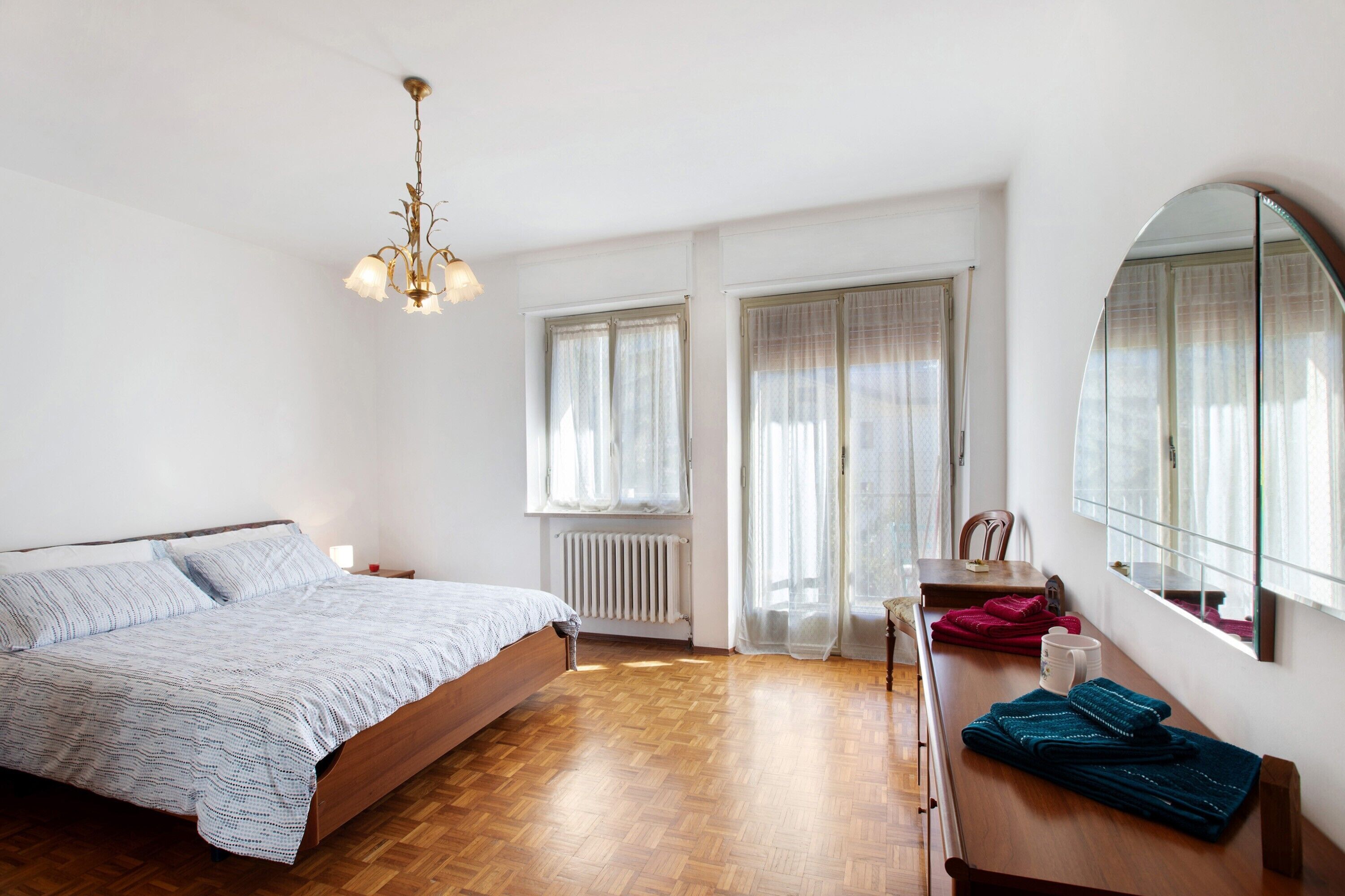 2 bedrooms, WiFi, bed sheets