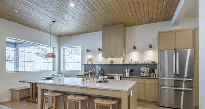 Modern Duplex w/ private hot tub, EV charger & media room - pet friendly too!