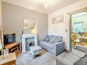 Living area - 2 bedroom accommodation in Skegness (Skegness)