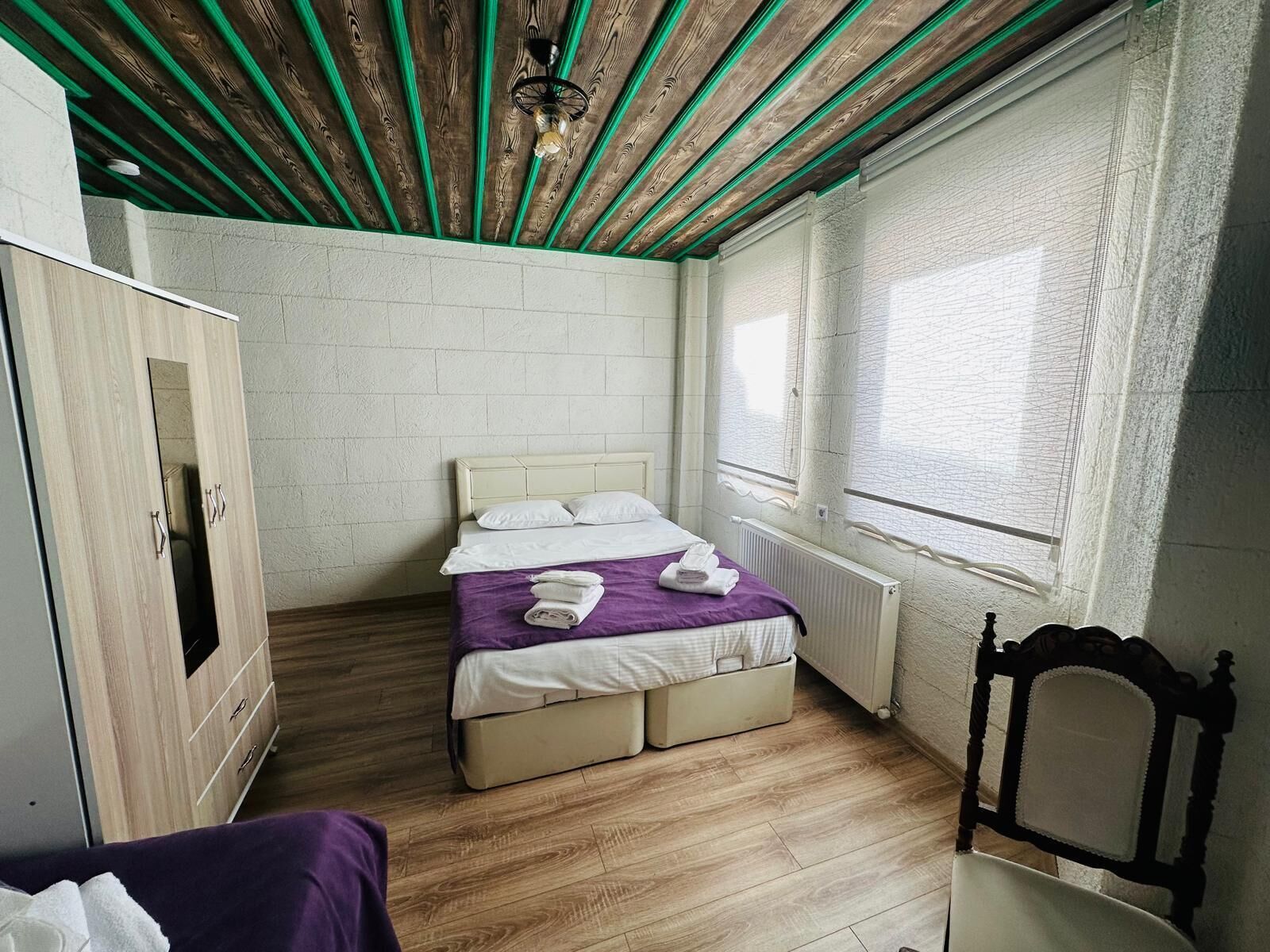 シグネチャー ルーム | 客室ごとに異なる装飾、客室ごとに異なるインテリア、デスク、ノートパソコン用作業スペース