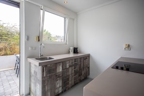 Deluxe Apartment | Private kitchen