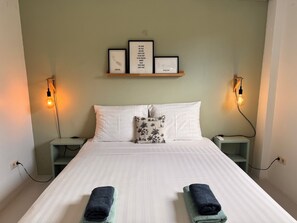 In-room safe, blackout curtains, soundproofing, iron/ironing board - Boutique Hotel JT Curacao (Jan Thiel)