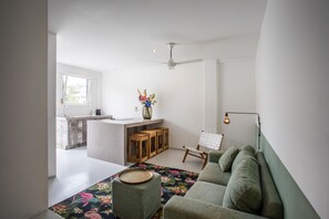 Deluxe Apartment | Living area - Boutique Hotel JT Curacao (Jan Thiel)