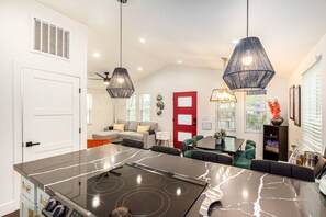 Interior - Taylor Street Retreat A | Downtown | Walkable (Phoenix)