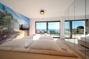 Värdeförvaringsskåp på rummet, individuell inredning och unika möbler