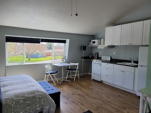 1 slaapkamer, een bureau, een strijkplank/strijkijzer, gratis wifi