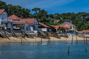 Nær stranden