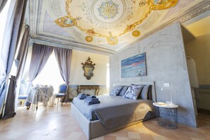 4 soverom, strykejern/-brett, wi-fi (inkludert) og sengetøy