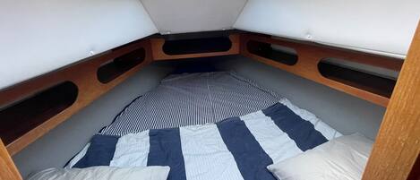 1 quarto, Wi-Fi de cortesia, roupa de cama