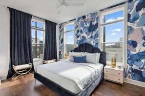 4 quartos, ferros/tábuas de passar roupa, berço de viagem, Wi-Fi