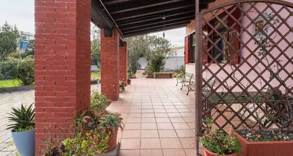 Holiday Home 'Gungui' with Private Terrace, Shared Garden and Air Conditioning