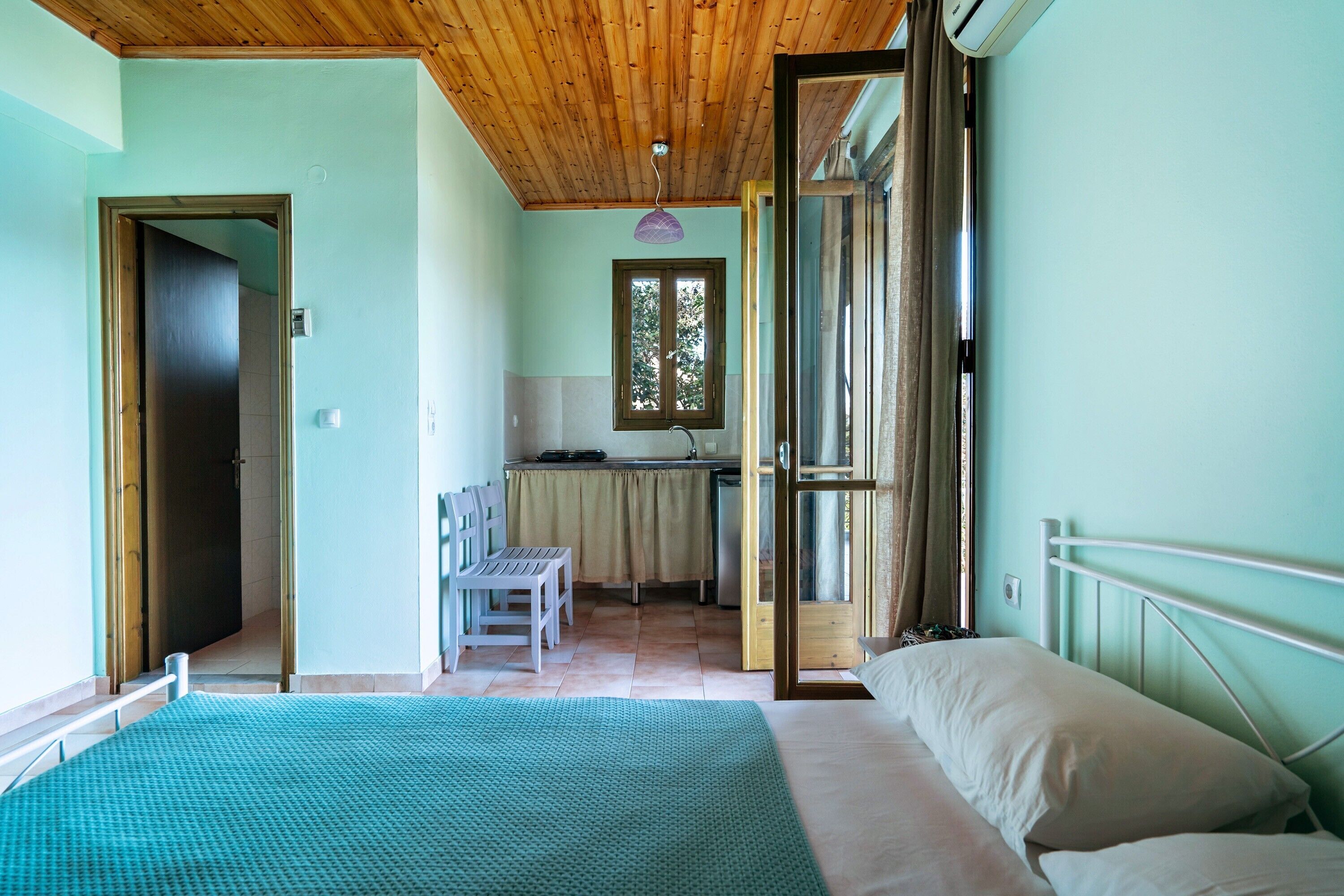 1 camera, Wi-Fi gratuito, lenzuola