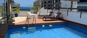 Cobertura de 420m Apenas 9 Minutos da Praia de Ondina e a 1 km da Farol da Barra