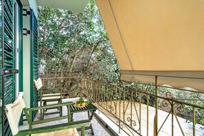 Terrace/patio - Studio Apartment 'Old Boat Double Studio 4' with Sea View, Wi-Fi and Air Conditioning (Lefkada)