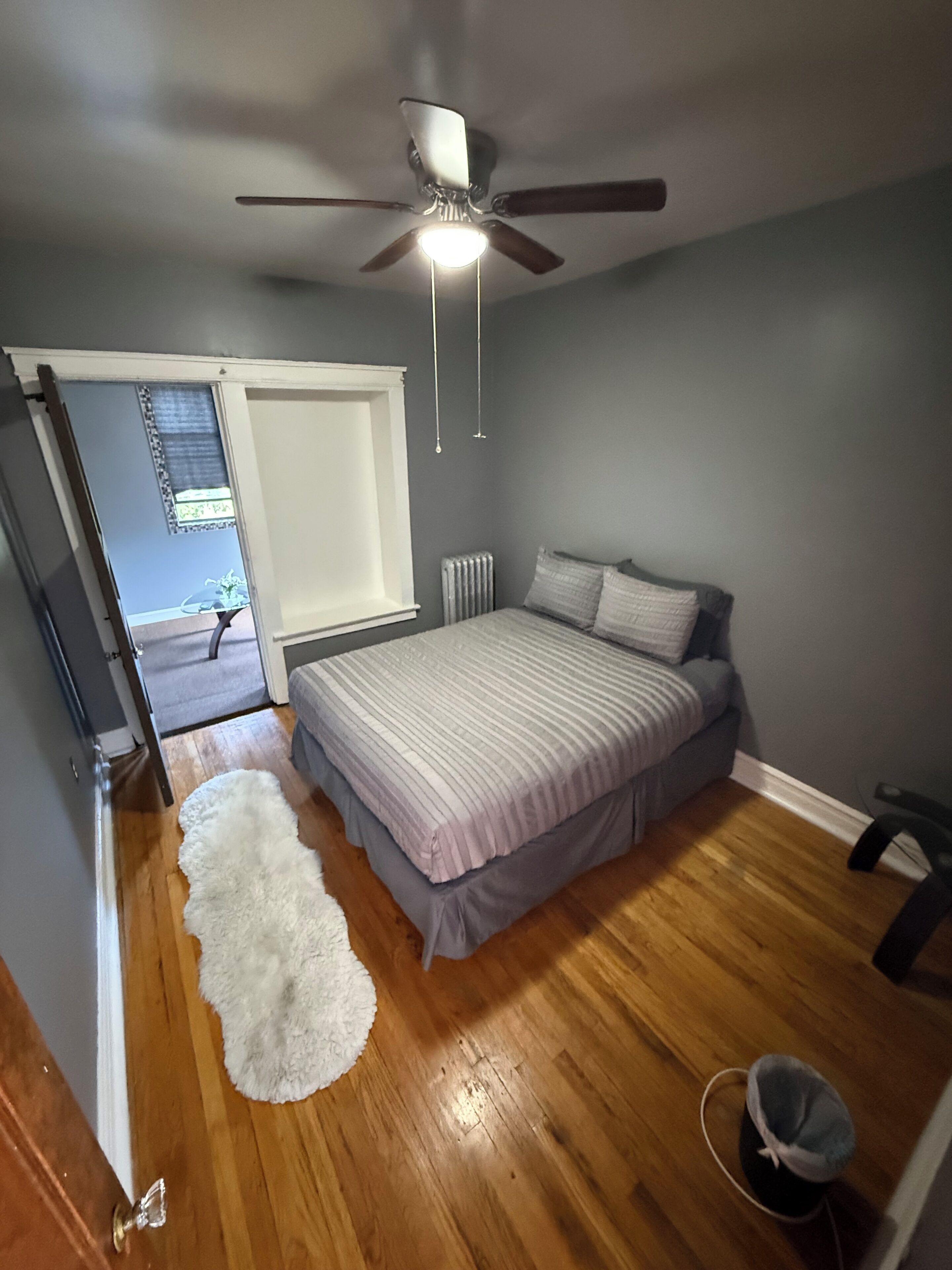 3 chambres, fer et planche à repasser, Wi-Fi, literie fournie