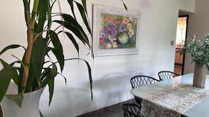 Eenvoudige villa | Dineren
