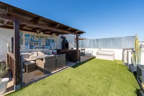 Terrace/patio - Apartment 'Sunset- Spa and Bbq' with Sea View, Wi-Fi and Air Conditioning (Calafell)