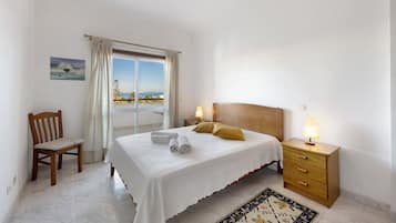 3 habitaciones, tabla de planchar con plancha y wifi gratis