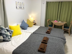 Ferros/tábuas de passar roupa, Wi-Fi, roupa de cama