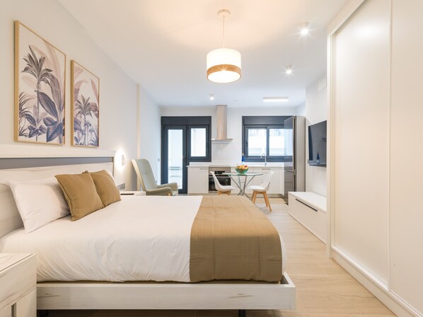 1 bedroom, iron/ironing board, free WiFi, bed sheets