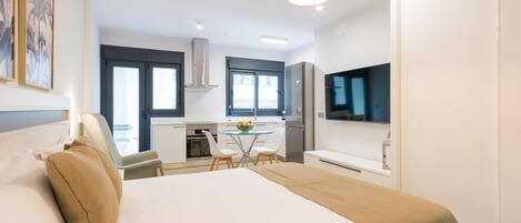 1 bedroom, iron/ironing board, free WiFi, bed sheets