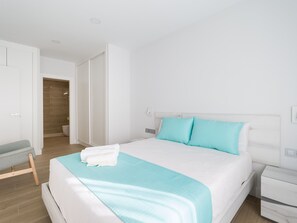 2 habitaciones, tabla de planchar con plancha y wifi gratis 