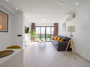 TV - Benartemi Terrace By CanariasGetaway (Las Palmas de Gran Canaria)