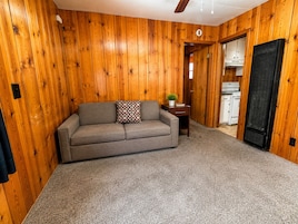 Twin Peaks A | Living area