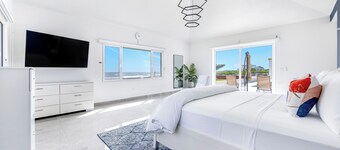 4-bed Villa, Pool, Parking