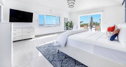 4-bed Villa, Pool, Parking